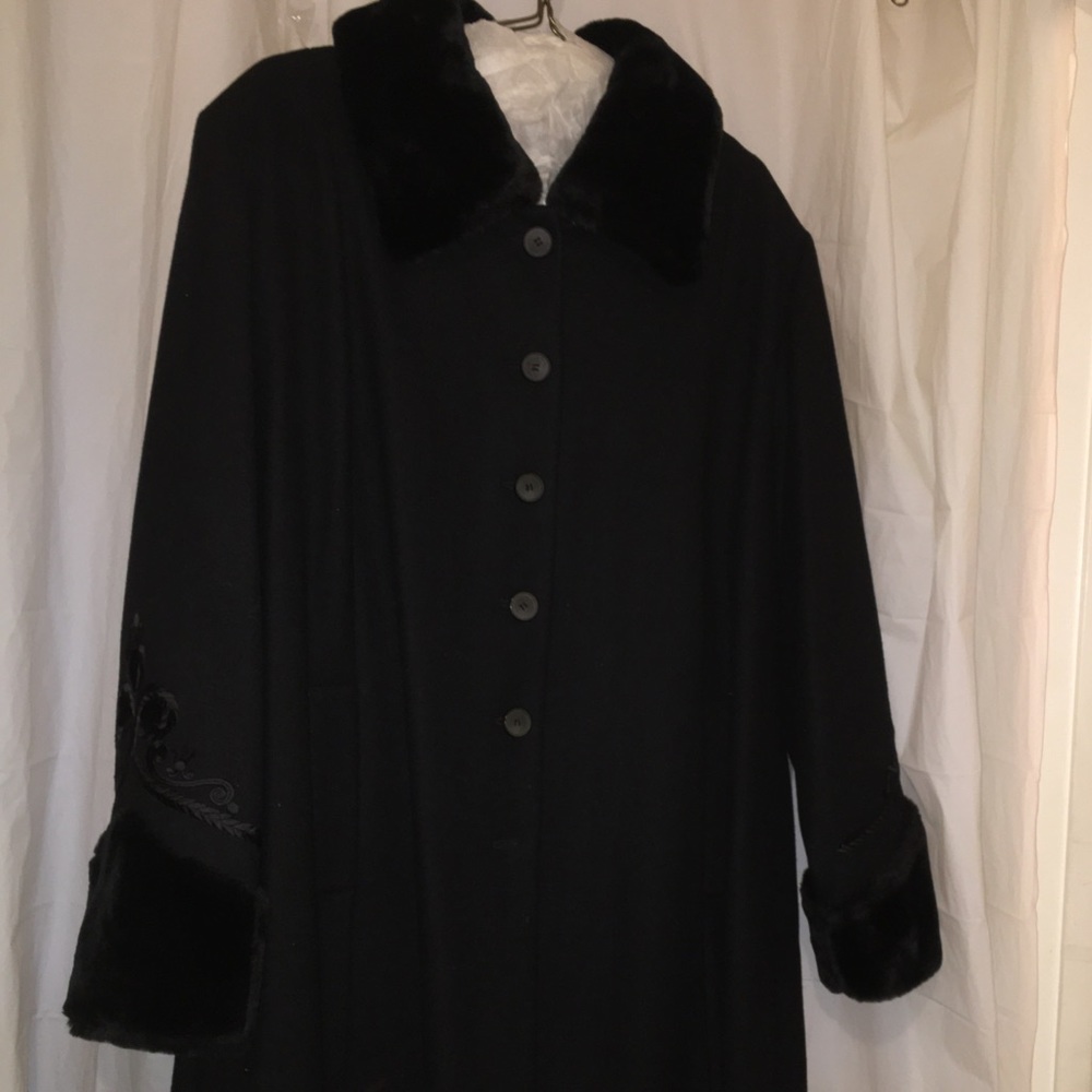 FORMAL BLACK FULL LENGTH COAT